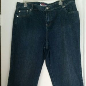 Mwah Capri Lace Hem Jeans Sz 18